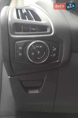 Универсал Ford Focus 2014 в 