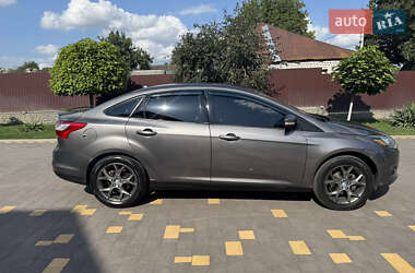 Седан Ford Focus 2013 в 