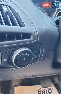 Седан Ford Focus 2014 в 