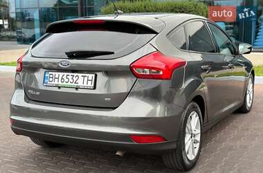 Хэтчбек Ford Focus 2018 в 