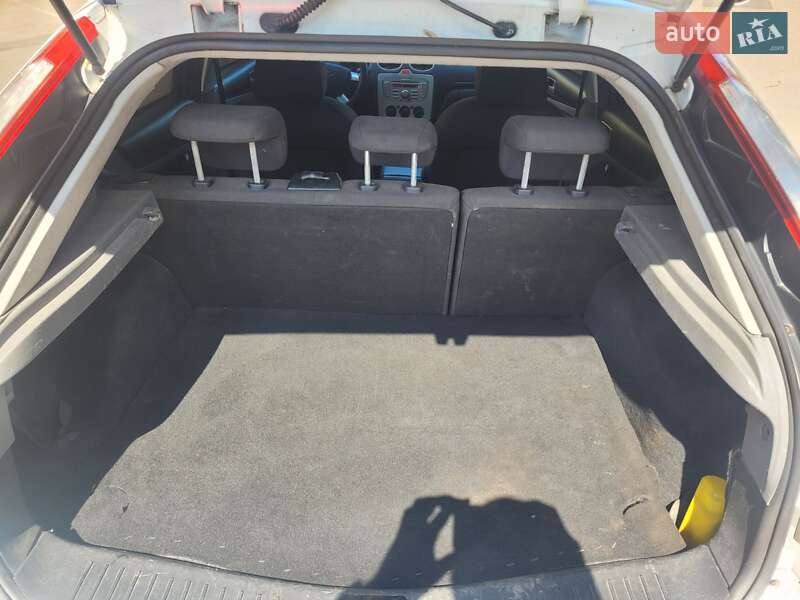 Хэтчбек Ford Focus 2008 в Черкассах