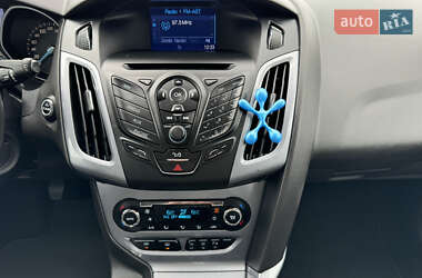 Универсал Ford Focus 2014 в 
