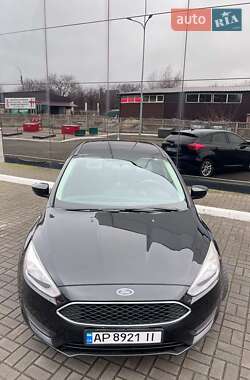 Хэтчбек Ford Focus 2017 в 