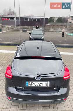 Хэтчбек Ford Focus 2017 в 