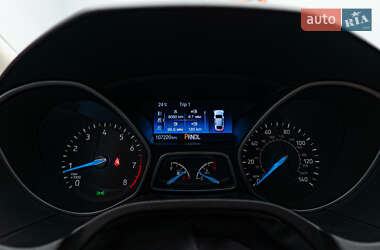 Седан Ford Focus 2015 в 