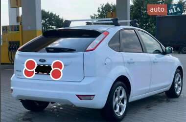 Хэтчбек Ford Focus 2009 в 