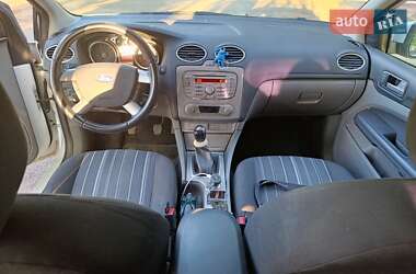 Хэтчбек Ford Focus 2009 в 