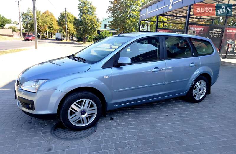 Универсал Ford Focus 2004 в Первомайске