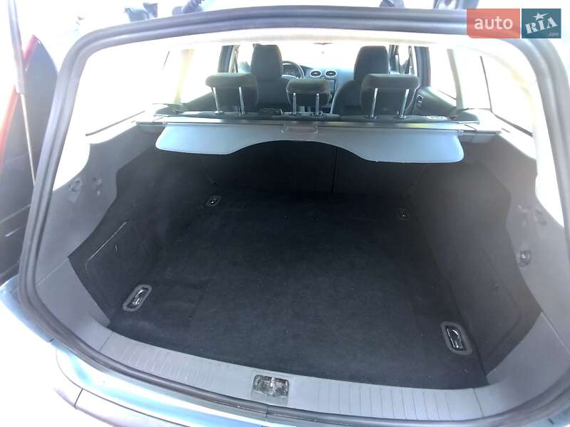 Универсал Ford Focus 2004 в Первомайске