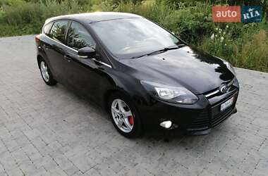 Хэтчбек Ford Focus 2013 в 