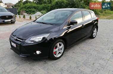 Хэтчбек Ford Focus 2013 в 