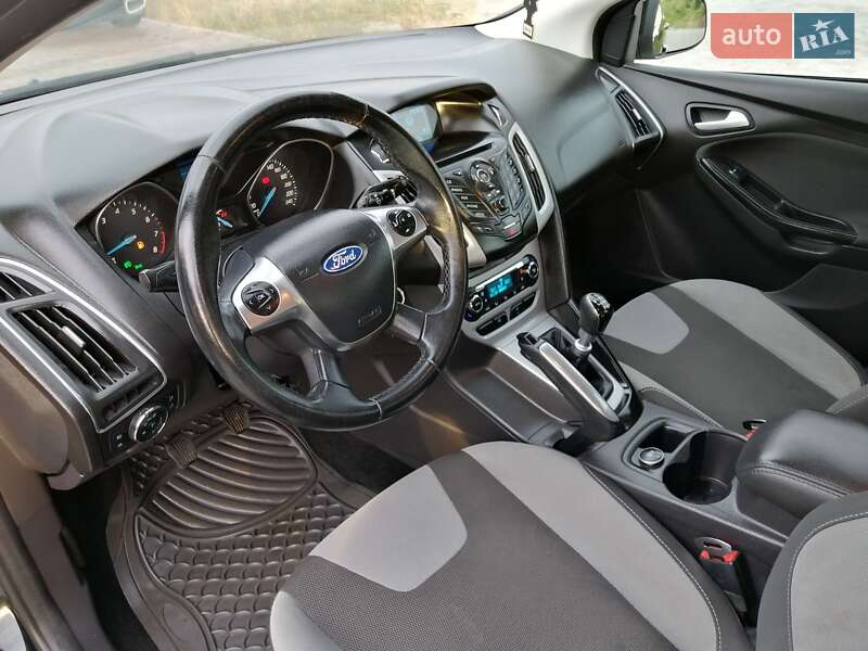 Хэтчбек Ford Focus 2013 в Здолбунове