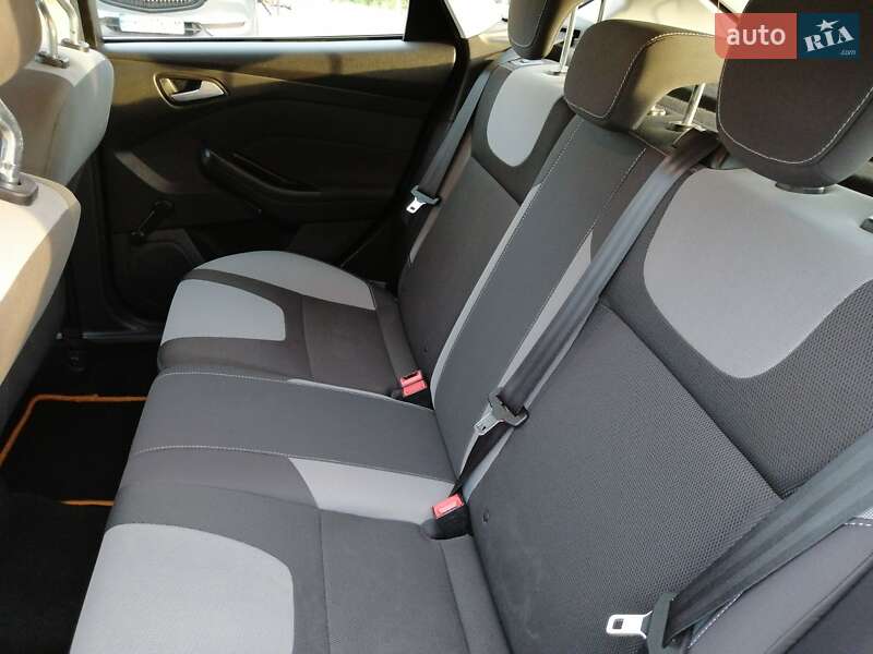 Хэтчбек Ford Focus 2013 в Здолбунове