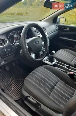 Хэтчбек Ford Focus 2008 в 
