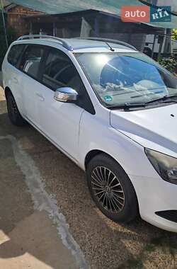 Универсал Ford Focus 2010 в 