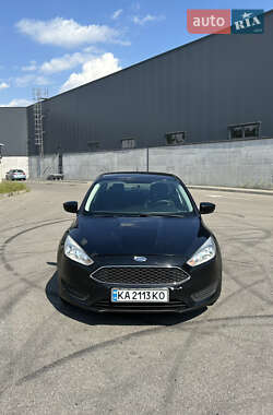 Седан Ford Focus 2017 в 