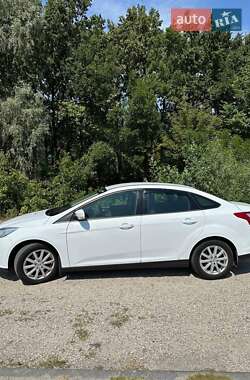 Седан Ford Focus 2013 в 