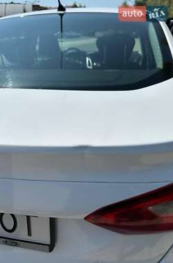 Седан Ford Focus 2013 в 