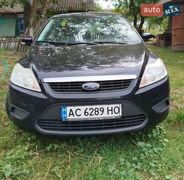 Хэтчбек Ford Focus 2008 в Луцке