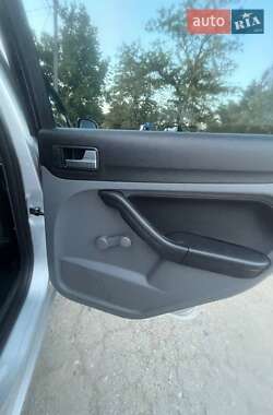 Седан Ford Focus 2008 в 