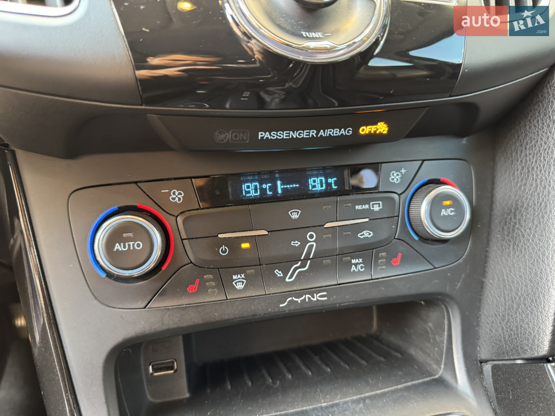 2015 Ford Focus - мініатюра 21