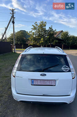 Универсал Ford Focus 2010 в 