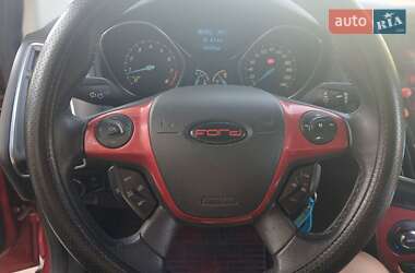 Универсал Ford Focus 2012 в 