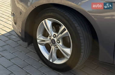 Универсал Ford Focus 2013 в 