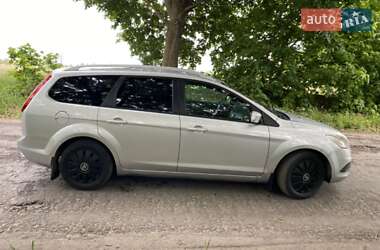 Универсал Ford Focus 2010 в 