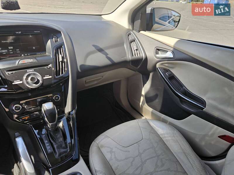 Хэтчбек Ford Focus 2012 в Днепре фото 20 Хэтчбек Ford Focus 2012 в Днепре