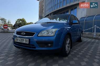 Хэтчбек Ford Focus 2007 в 