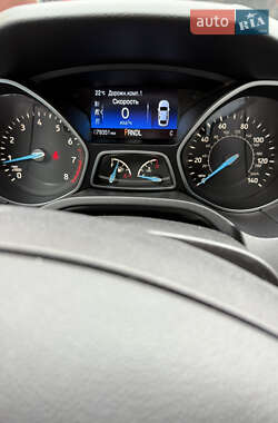 Хэтчбек Ford Focus 2015 в 