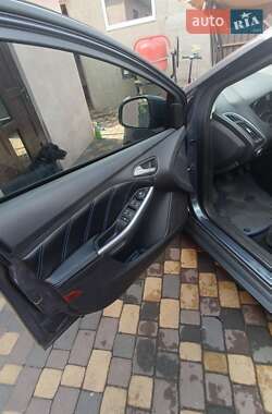 Универсал Ford Focus 2012 в 