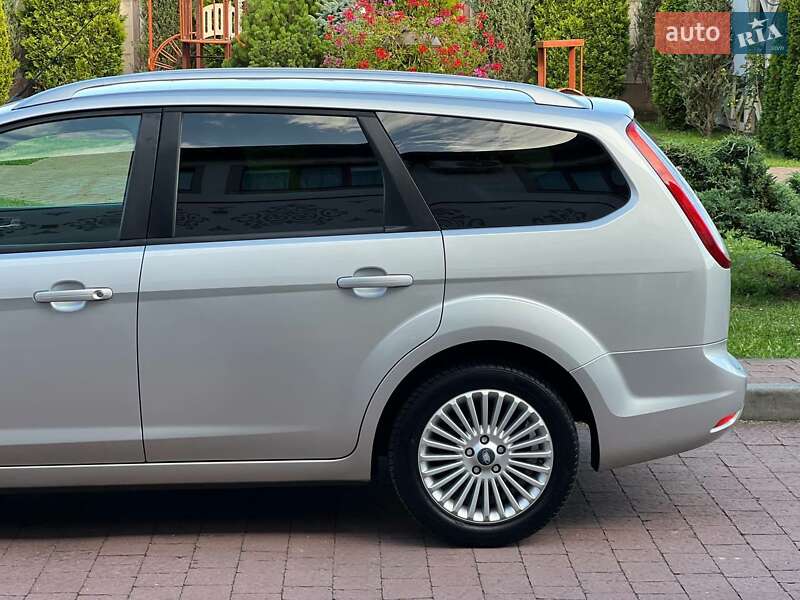 Універсал Ford Focus 2009 в Миргороді