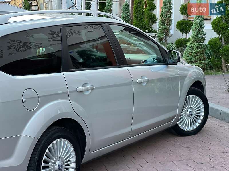 Універсал Ford Focus 2009 в Миргороді