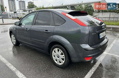 Хэтчбек Ford Focus 2007 в 
