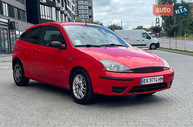 Хэтчбек Ford Focus 2000 в 