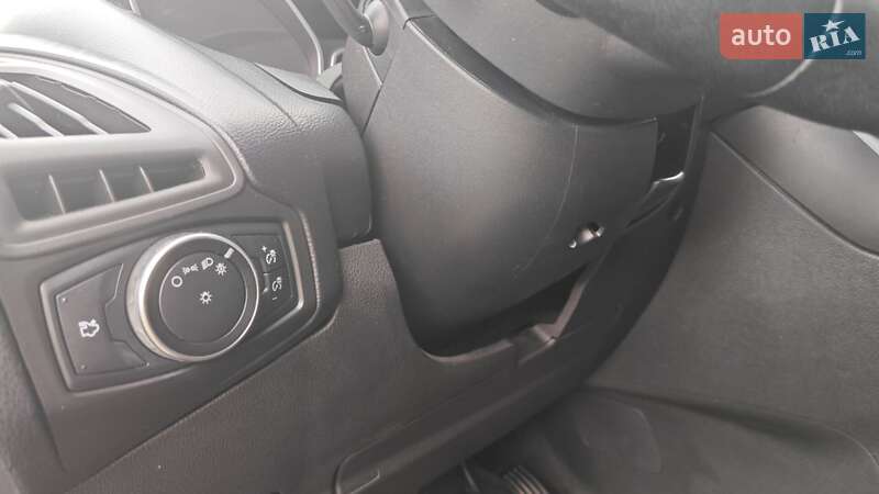 Хэтчбек Ford Focus 2015 в Ровно фото 22 Хэтчбек Ford Focus 2015 в Ровно