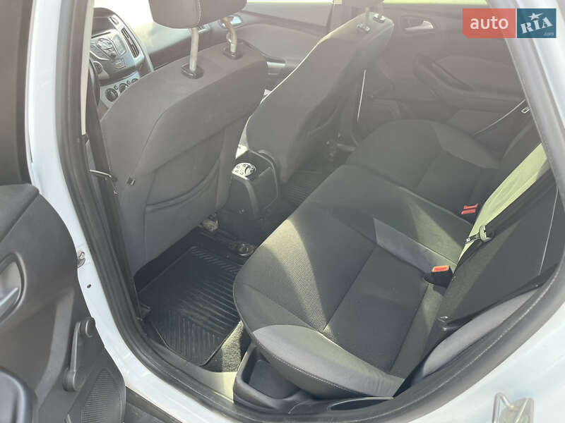 Хэтчбек Ford Focus 2013 в Умани фото 10 Хэтчбек Ford Focus 2013 в Умани