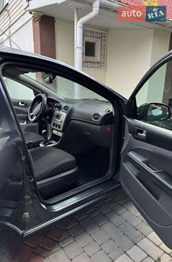 Универсал Ford Focus 2010 в 