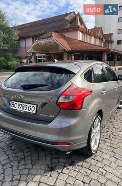 Хэтчбек Ford Focus 2011 в Мукачево