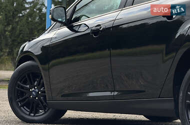 Хэтчбек Ford Focus 2014 в 
