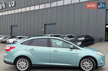 Седан Ford Focus 2011 в 