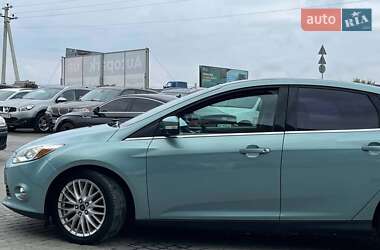 Седан Ford Focus 2011 в 