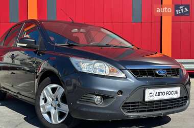 Хэтчбек Ford Focus 2009 в 