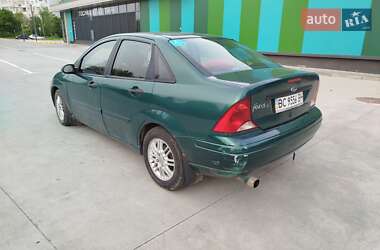 Седан Ford Focus 2000 в 