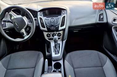 Седан Ford Focus 2013 в 