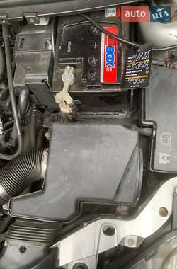 Хэтчбек Ford Focus 2010 в 