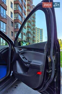 Седан Ford Focus 2017 в 