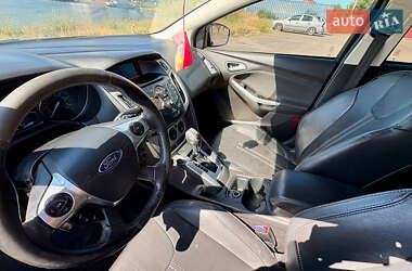 Седан Ford Focus 2012 в 